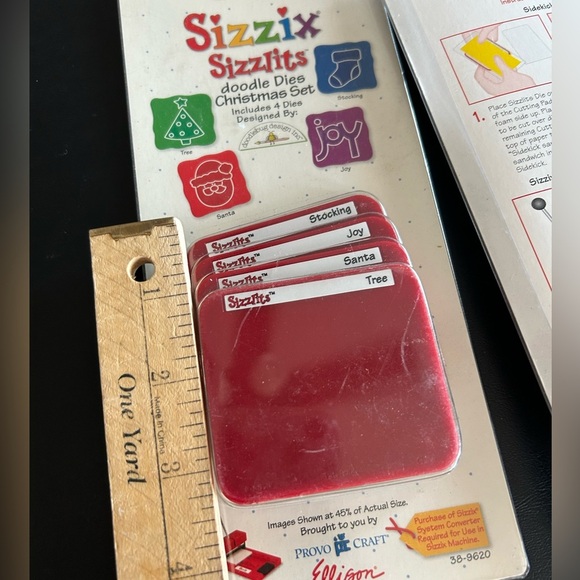 Sizzix Sizzlits Cutting Dies Christmas Set and Tag Set - Picture 6 of 7